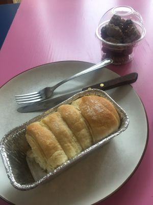 Sweet bread and “sand” cookies at Haemil Bakery in Seoul