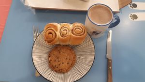 Cinnamon role and cookie and hot chocolate milk at Haemil Bakery in Seoul