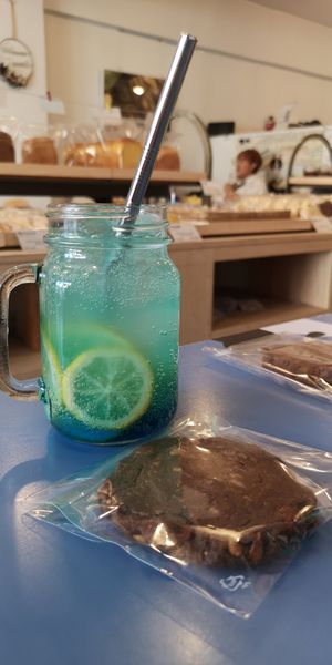 Blue lemon ade & chocolate cookie at Haemil Bakery in Seoul