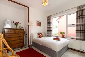 bedroom single at Rise & Shine in Westport