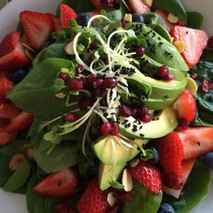 spinach salad -- freaking delicious --so fresh!  at Kale & Quinoa  in Studio City