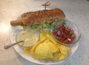 Veggie dog at Ecoespazo Vitriol in Sarria