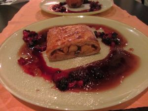 apple strudel with forest fruit (vegan) at Die Kartoffel in Saarbrucken
