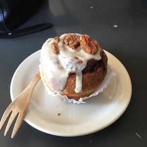 Cinnamon roll at Brooklyn Whiskers - Broadway in Brooklyn