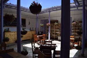 Nuestro restaurante a media cuadra del parque principal at Achakanas in Retiro