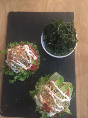 Raw bagel + kale chips  at KOKO Green in Nice