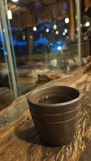 Free tea at Dasoni in Jeju