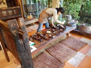 Clearing the table at Dasoni in Jeju