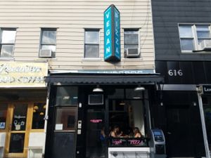 outside at Screamer's Pizzeria - Greenpoint in Brooklyn