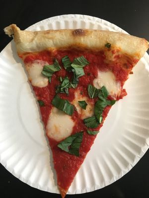 Vegan pizza at Screamer's Pizzeria - Greenpoint in Brooklyn