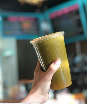 Organic Fresh Juice

*All of our juices//smoothies//tonics coincide with a particular chakra**  at Glowing Plant Based Eatery in Los Angeles