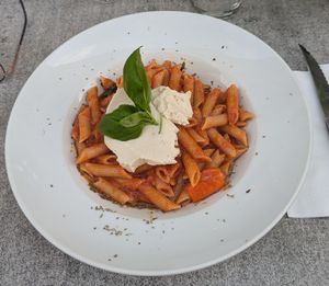 arrabiata with added vegan cheese at Vero Bio-Pizzeria in Vienna