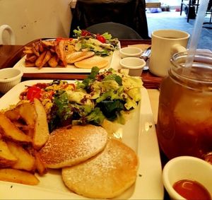 new somewhat spicy brunch at Huggers - 허거스 in Seoul