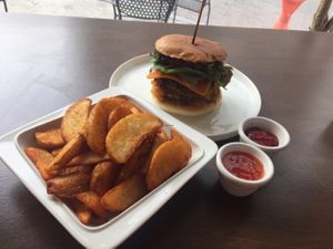 Jalopeno Pepper Cheese Burger & Cajun Fries!  at Huggers - 허거스 in Seoul