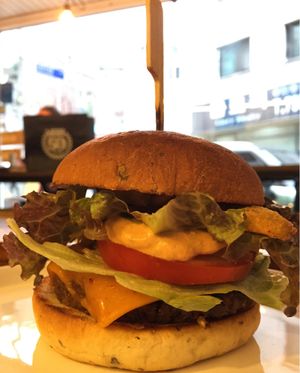 the new fried avocado chipotle burger at Huggers - 허거스 in Seoul