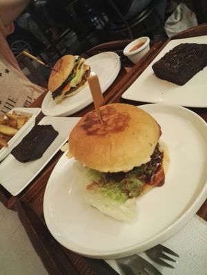 yum at Huggers - 허거스 in Seoul