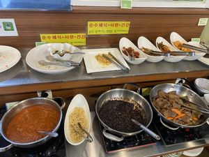 Jjajangmyeon and tomato pasta, bulgogi  at Veg Green in Seoul
