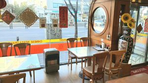 interior of location - seating at Gawon - 가원 in Seoul