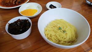 veganized Jjajangmyeon at Gawon - 가원 in Seoul