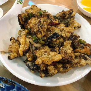 Fried mushrooms at Gawon - 가원 in Seoul