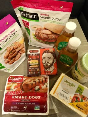 Algunos de sus productos que me encantan  at Mr. Tofu - Hipodromo Condesa in Mexico City