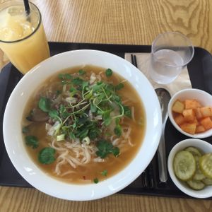 Vietnamese rice noodles (with pickled veg sides) and plum-calamansi-ade. Yum! at Yammy Green in Busan