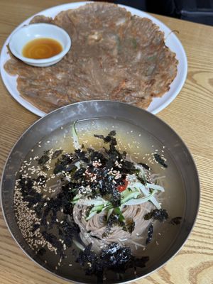   at DunNae MakGukSu in Busan
