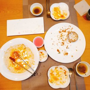 Empty platessa at Vegenarang in Busan