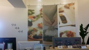 vegenarang at Vegenarang in Busan