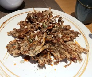 Deep-fried oyster mushrooms 느타리버섯튀김 at Vegenarang in Busan