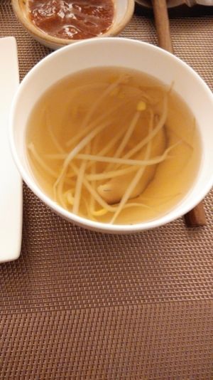 Beansprout soup  at Vegenarang in Busan