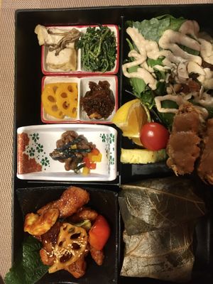 Lotus leaf set  at Vegenarang in Busan