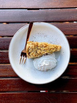 Apple pie at Meatless District - Da Costabuurt in Amsterdam