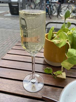 Prosecco: allright at Meatless District - Da Costabuurt in Amsterdam