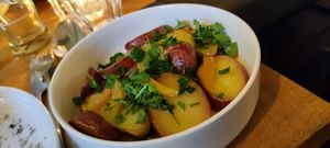 Garland Potatoes at Meatless District - Da Costabuurt in Amsterdam