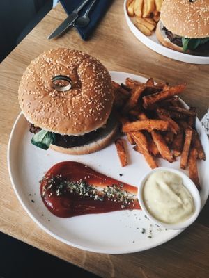 The MD Cheeseburger at Meatless District - Da Costabuurt in Amsterdam