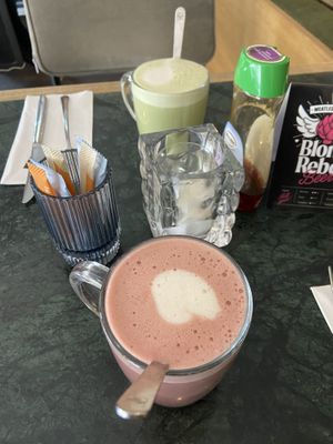 Matcha latte with coconut milk (tasty, but a bit weak) and choco/beetroot latte (tasty and not too sweet).  at Meatless District - Da Costabuurt in Amsterdam