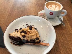 Chocolate Peanutbutter Brownie at Meatless District - Da Costabuurt in Amsterdam