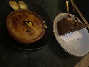 Chai creme brulee and chocolate cake: both very good  at Meatless District - Da Costabuurt in Amsterdam
