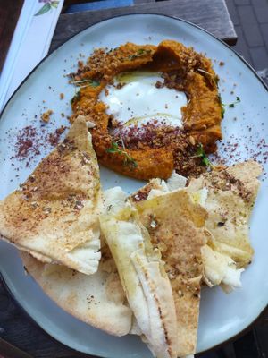 Hummus platter at Meatless District - Da Costabuurt in Amsterdam