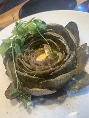 Beautiful artichoke at Meatless District - Da Costabuurt in Amsterdam
