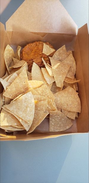 Buffalo cauliflower dip and chips at Sticky Fingers Diner in Washington