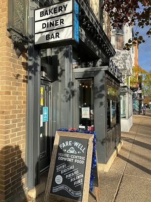 Exterior  at Sticky Fingers Diner in Washington