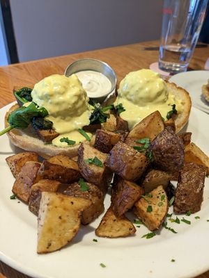 Benedict at Sticky Fingers Diner in Washington