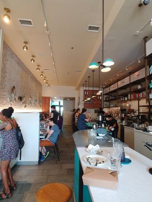 Interior 10:30am Sunday, Brunch Crowd (be sat at the counter) at Sticky Fingers Diner in Washington