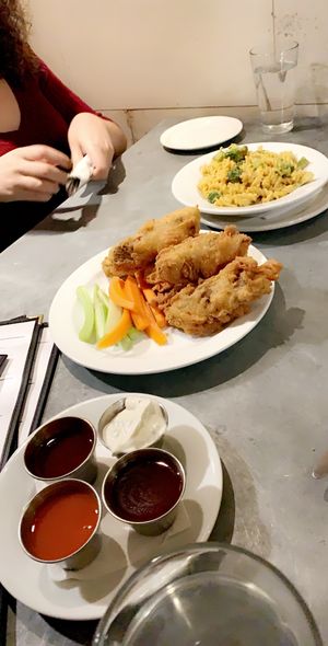 GF Mac&Cheese and Chicken Tenders at Sticky Fingers Diner in Washington