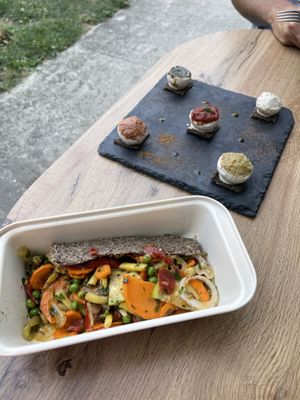 Local raw veg dish at Bistraw Zdravo Zivo in Skopje