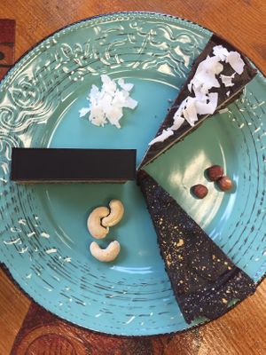 Raw cakes at Bistraw Zdravo Zivo in Skopje