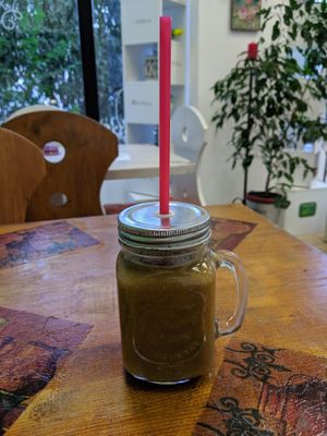 smoothie at Bistraw Zdravo Zivo in Skopje
