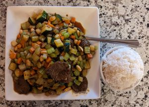 Kung Pow Beef at Yuan Su Vegetarian in Portland